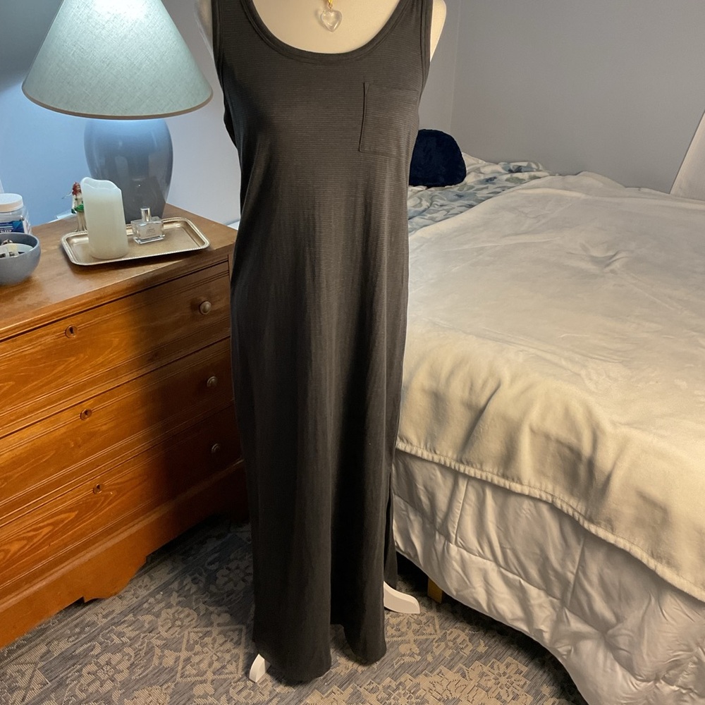 Artisan NY maxi dress dark and light grey thin horizontal stripes long maxi nwt